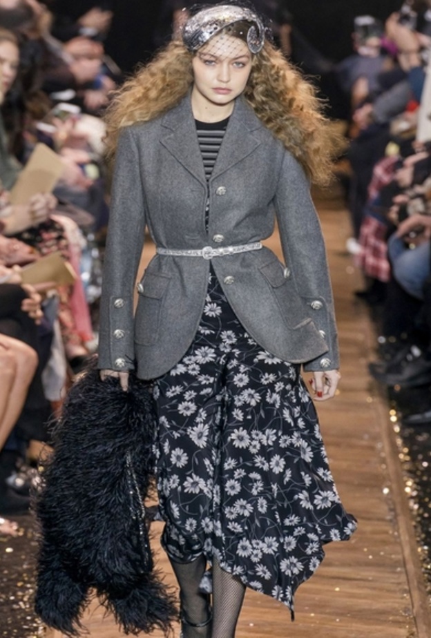 البلايزر الرسمية الرائجة هذا الشتاء وابرز النصائح لتنسيقها من Alexander McQueen