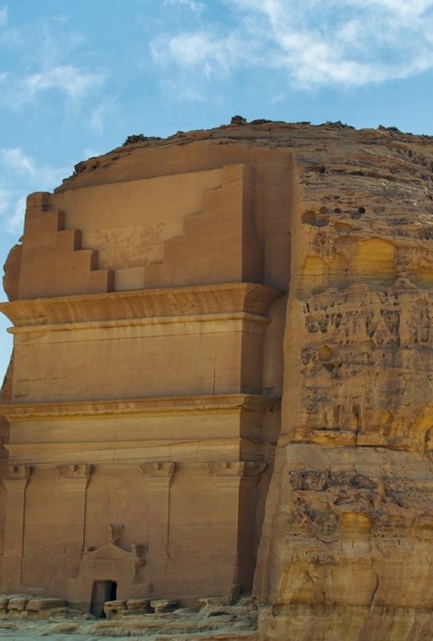  العُلا ملتقى السياح في غرب الجزيرة العربية