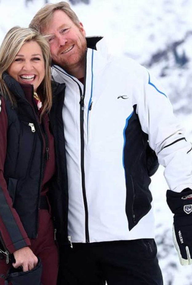 العائلة الهولندية المالكة في عطلة تزلج