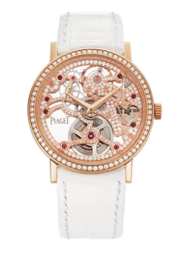 ساعة باللون الأبيض