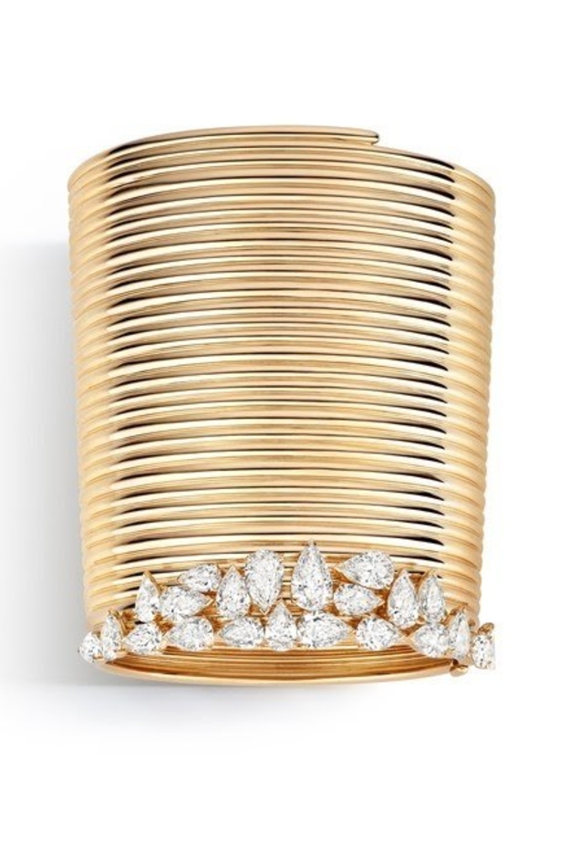 اساور ذهب عريضة