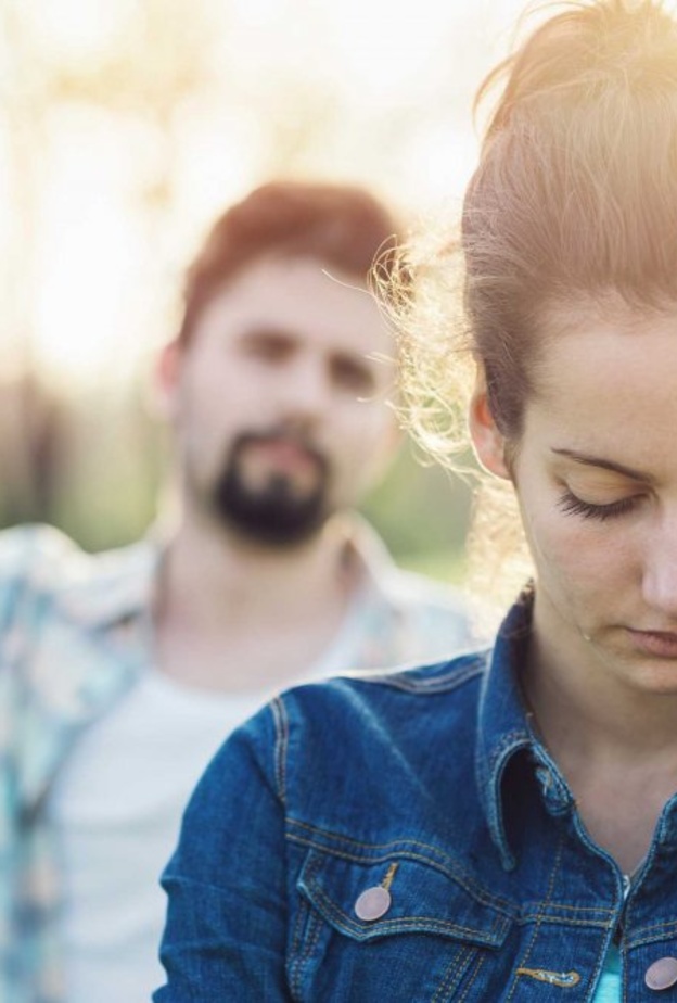 السخرية و عدم الاحترام تصرفات تنفر الخطيبة من خطيبها