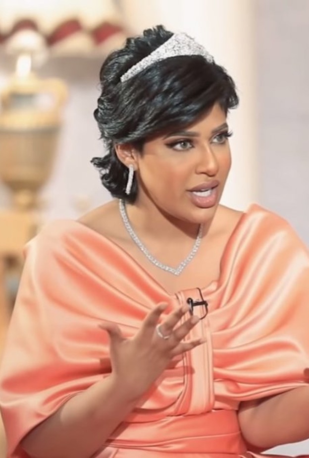  لولوة الملا 