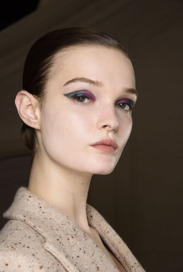 اجمل رسمات مكياج برزت في عروض باريس لشتاء2021 من Chloe