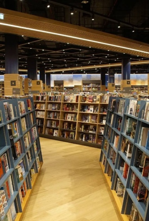 "مارس" شهر القراءة الوطني في الإمارات 