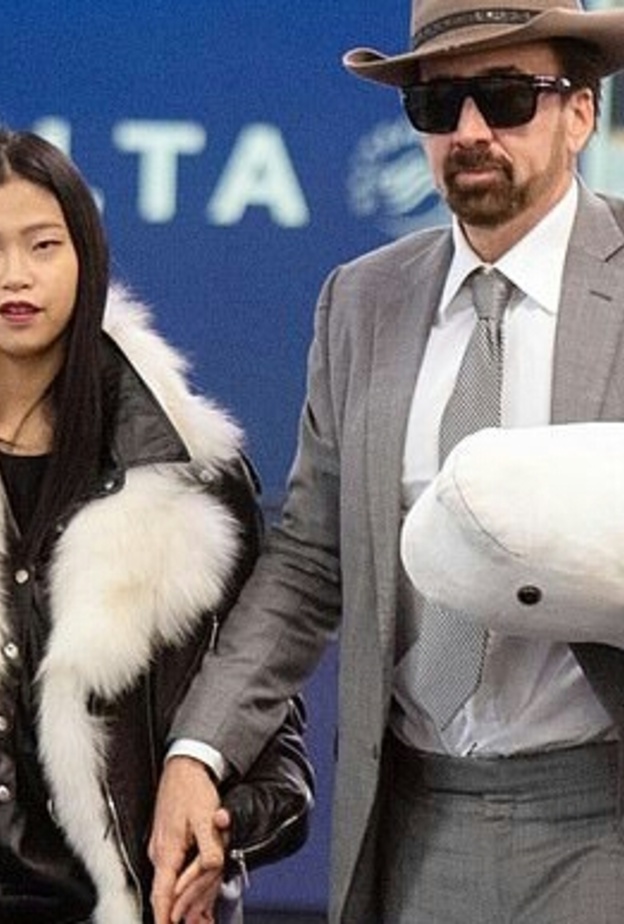 نيكولاس كيدج و حبيبته 