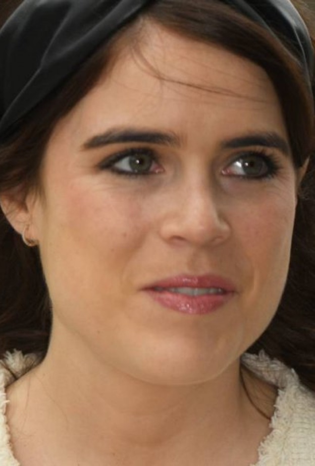 الأميرة يوجين تنشر صورا عائلية لم تشاهد من قبل