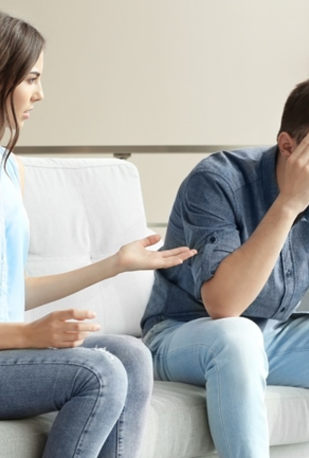 من هي المرأة التي لا يشعر معها الرجل بالأمان
