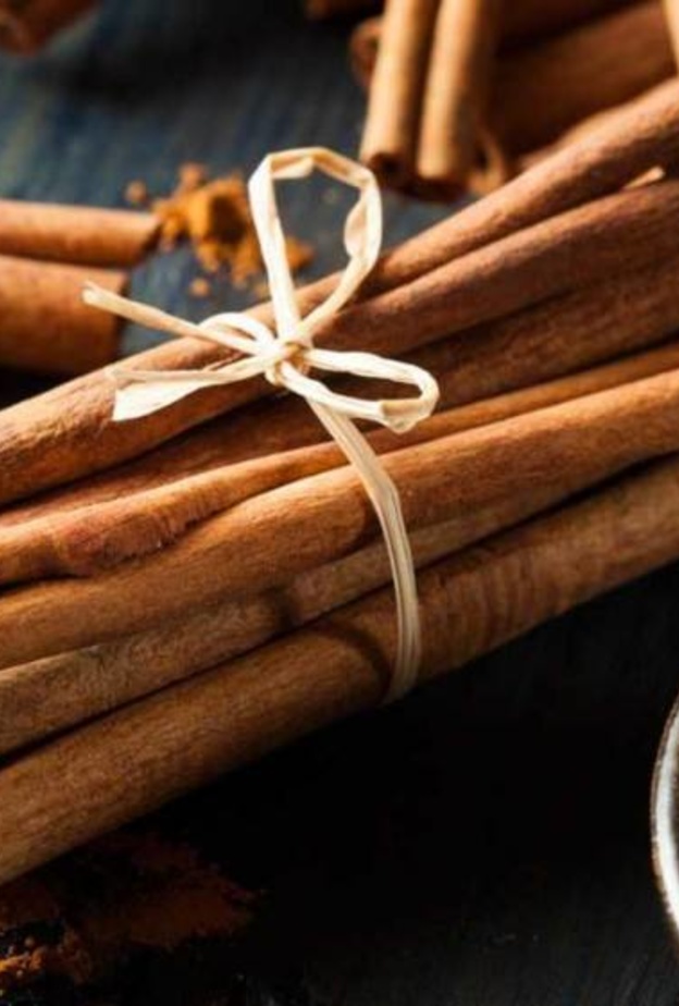  القرفة تزيل الدهون الضارة من الجسم