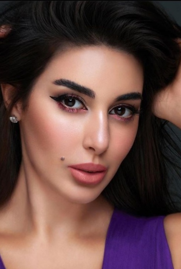 ياسمين صبري بمكياج ناعم