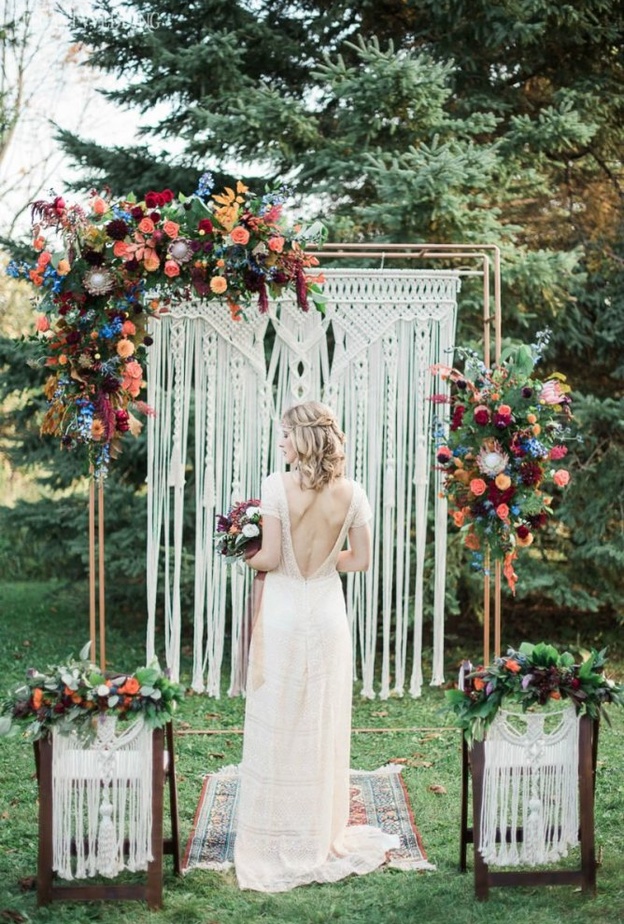  اطلالة العروس مع ديكور حفلات الزفاف البوهيمية