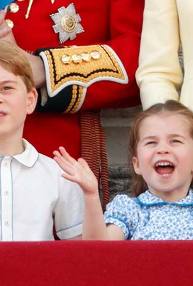 ما هي الكتب المفضلة لدى الأمير جورج والأميرة شارلوت؟