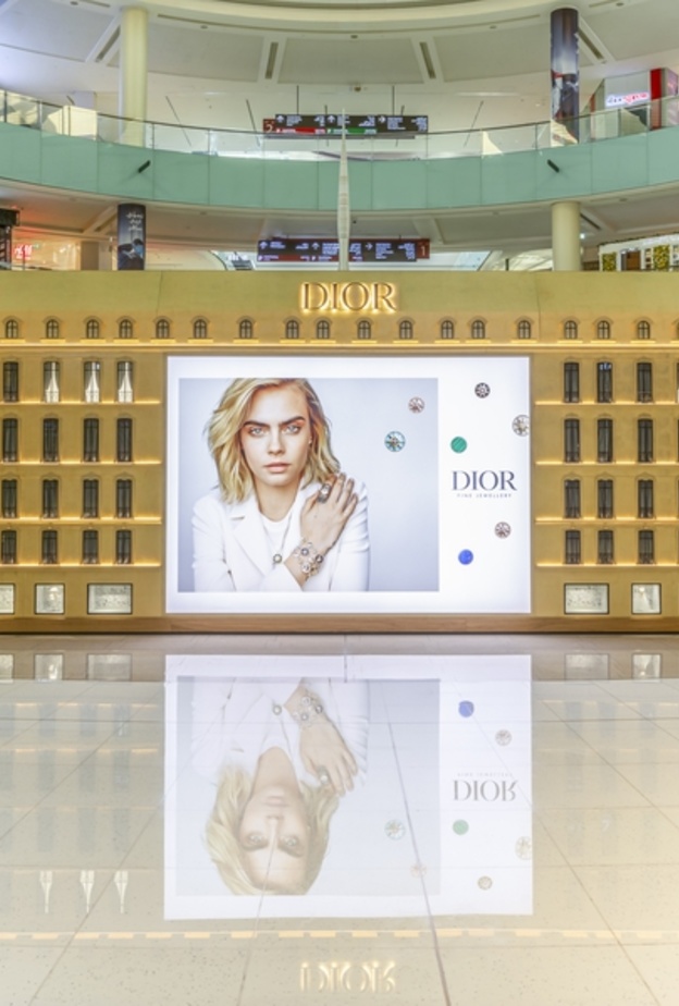  Dior تفتتح المتجر المؤقت الجديد في دبي مول
