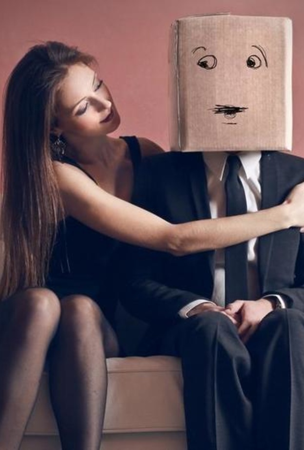 كيفية التعامل مع الزوج الهادئ والخجول
