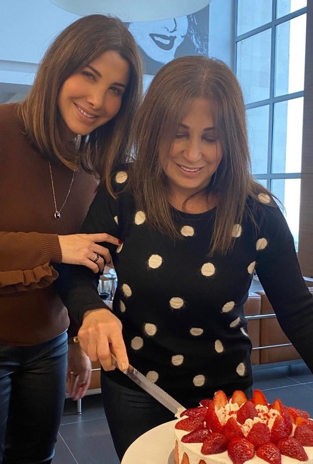 نانسي عجرم ووالدتها