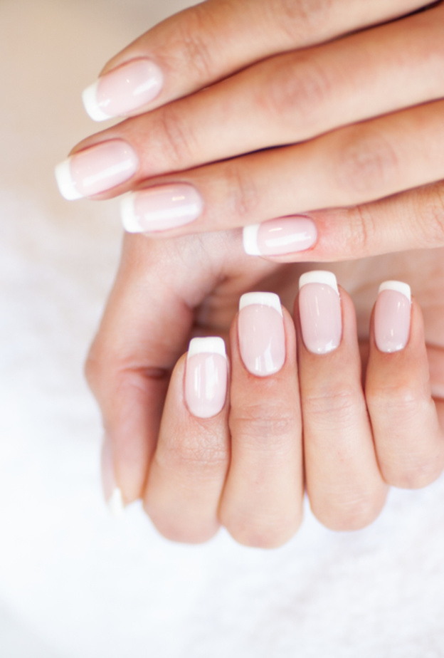  طرق طبيعية لتغذية الأظافر وتقويتها في المنزل