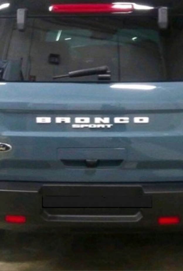 سيارة كروس أوفر جديدة من فورد