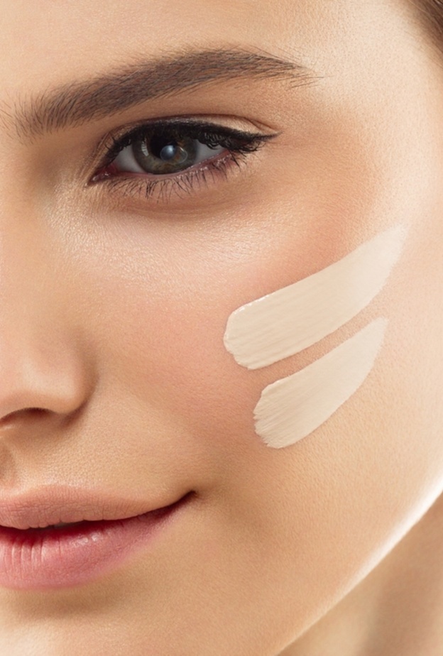  غيري كريم الأساس عندما يتغير لونه