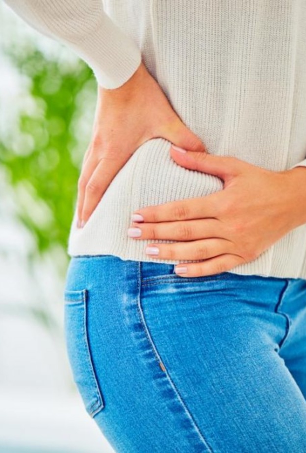 الحزام الناري يصيب الجلد في منطقة الخصر