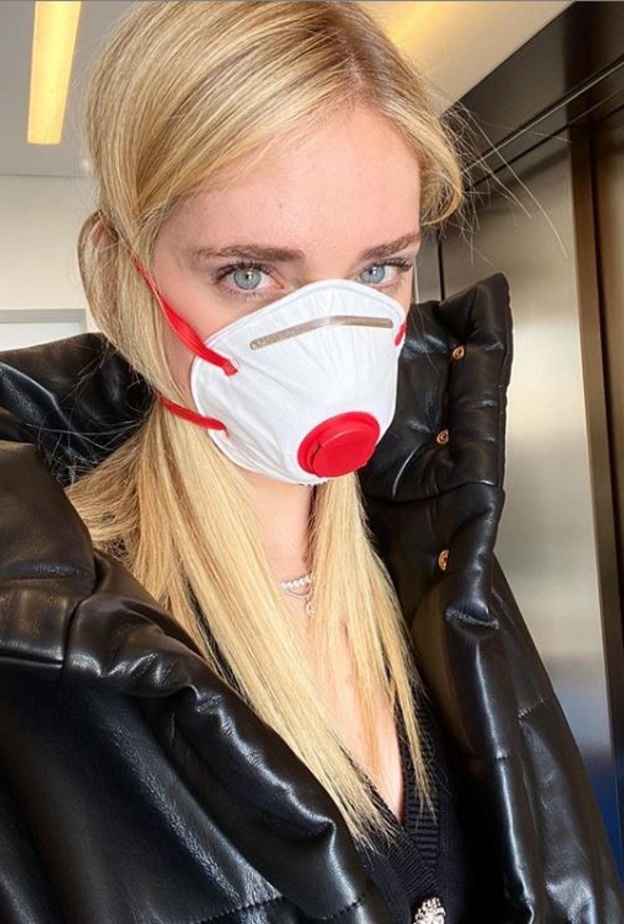 كيارا فيراجني تطلق حملة تبرعات وتدعو متابعيها للبقاء في المنزل