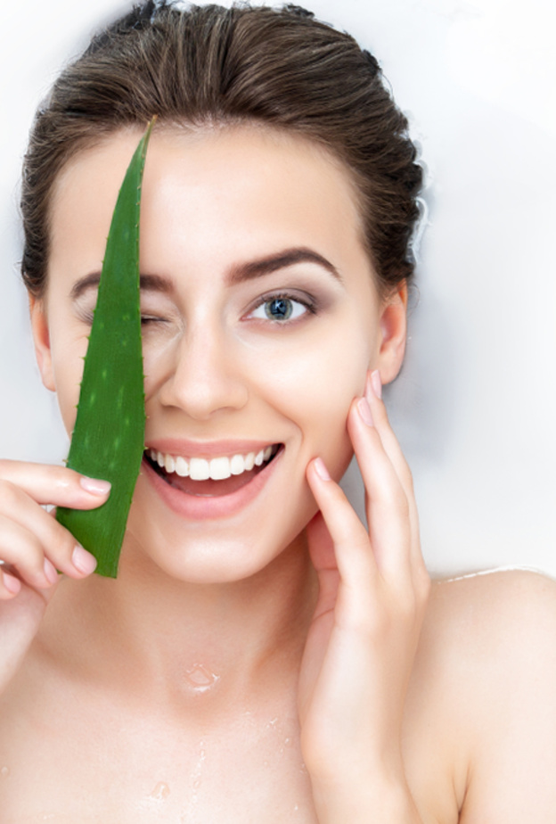 استخدمي الألوة فيرا لتقليل الإلتهاب وإزالة البثور