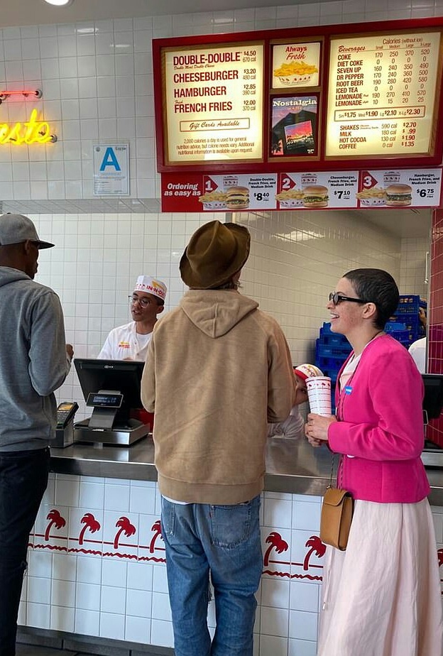 براد بيت و علياء شوكت 