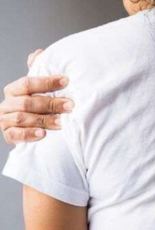 هشاشة العظام وآلام العضلات أبرز أعراض نقص فيتامين د