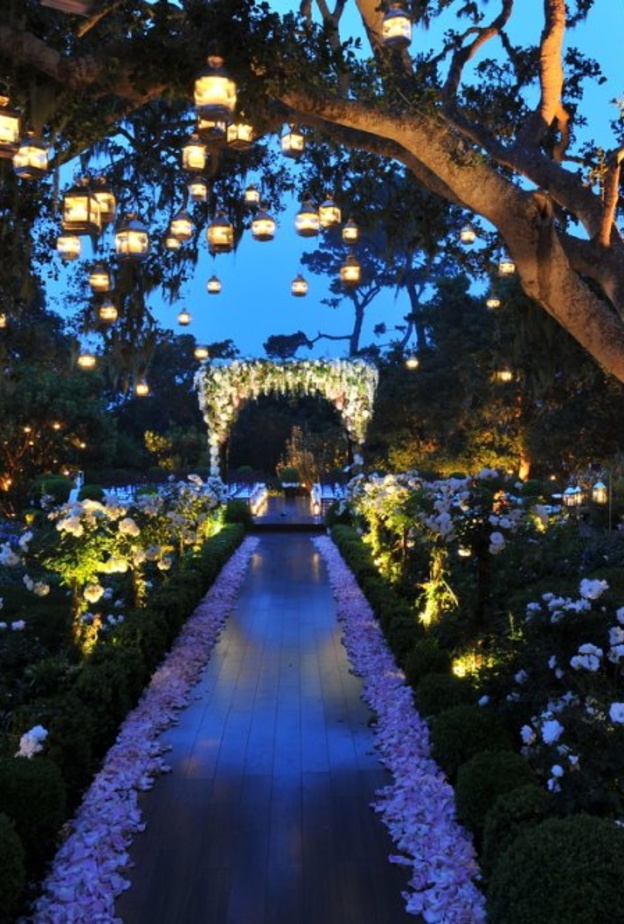 افكار لاضاءة مميزة لحفل الزفاف