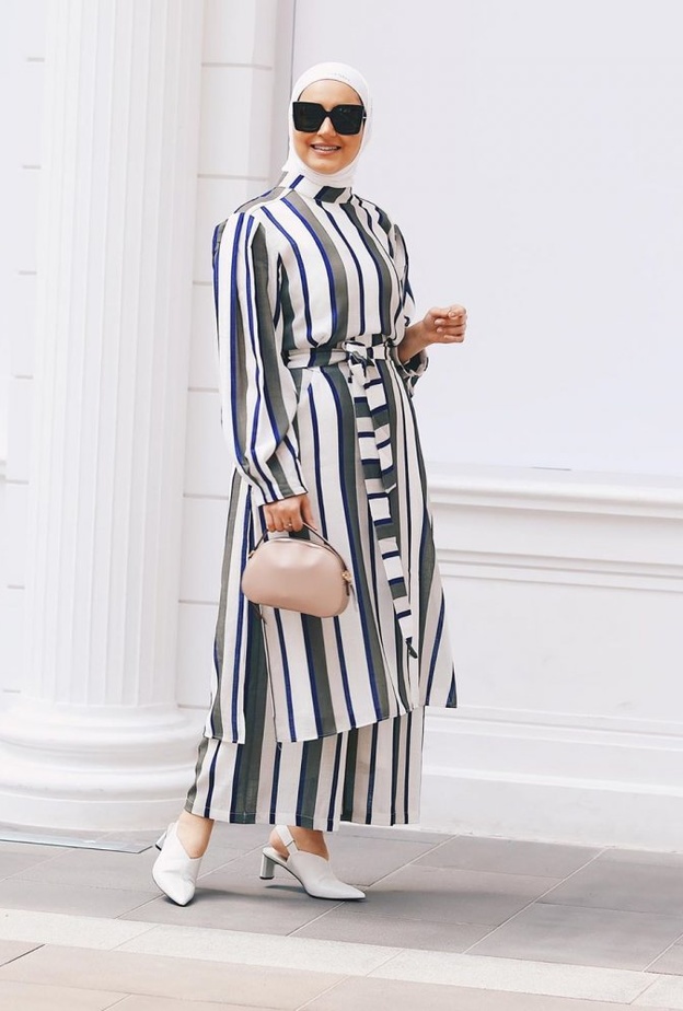 موديلات فساتين للمحجبات من دلال الدوب