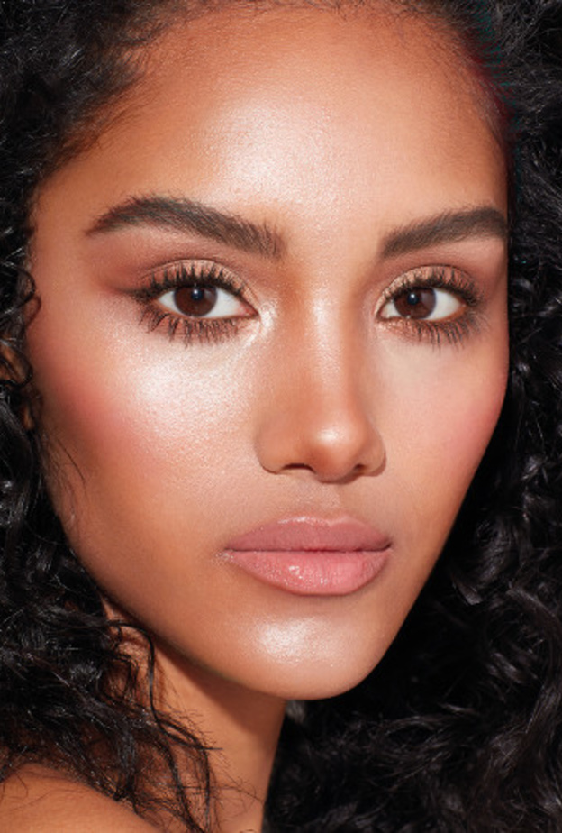 أفضل أنواع البرونزر لجعل بشرتك تبدو صيفية أكثر