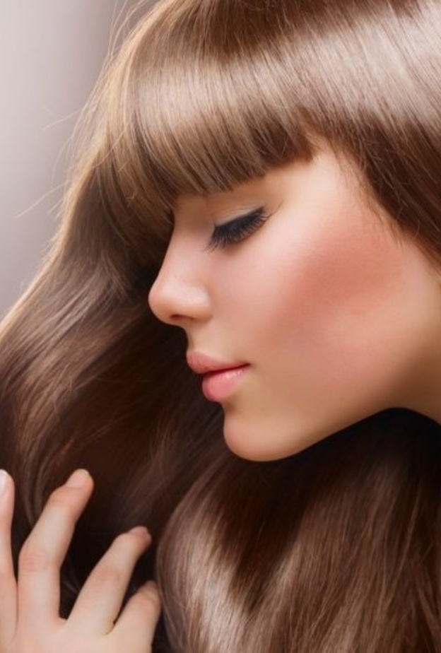 تعطير الشعر في مناسبة عيد الام