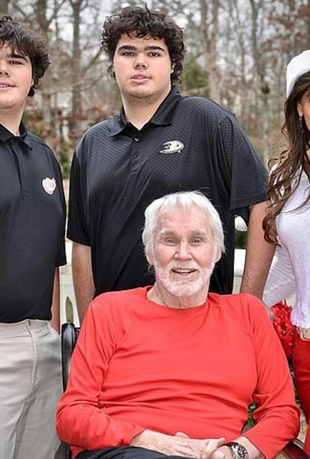 كيني روجرز و أسرته 