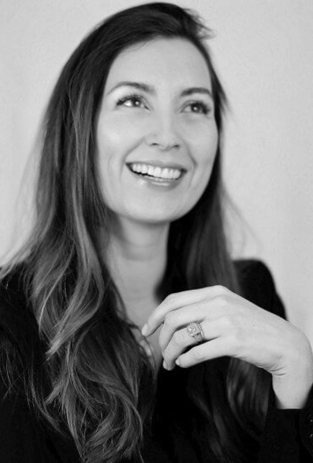  الأميرة كلير تحتفل بعيد ميلادها الخامس والثلاثين