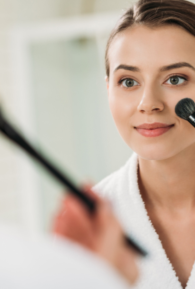 خطوات عليك اتباعها قبيل تطبيق المكياج لتجنب التقاط الفيروسات