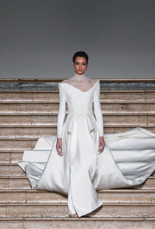 فساتين زفاف عصرية من antonio grimaldi