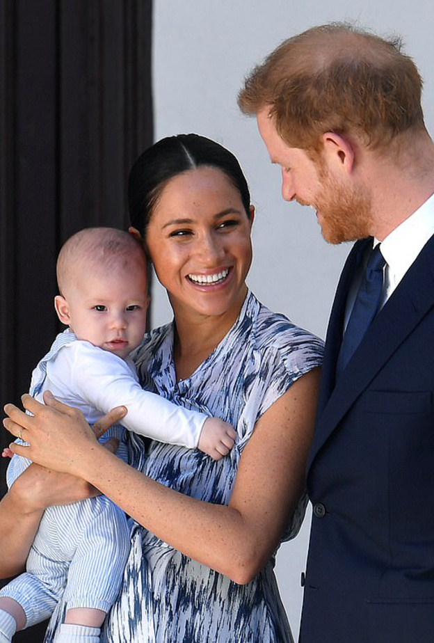 الأمير هاري وميغان ماركل يوجهان رسالة تهنئة للأمهات