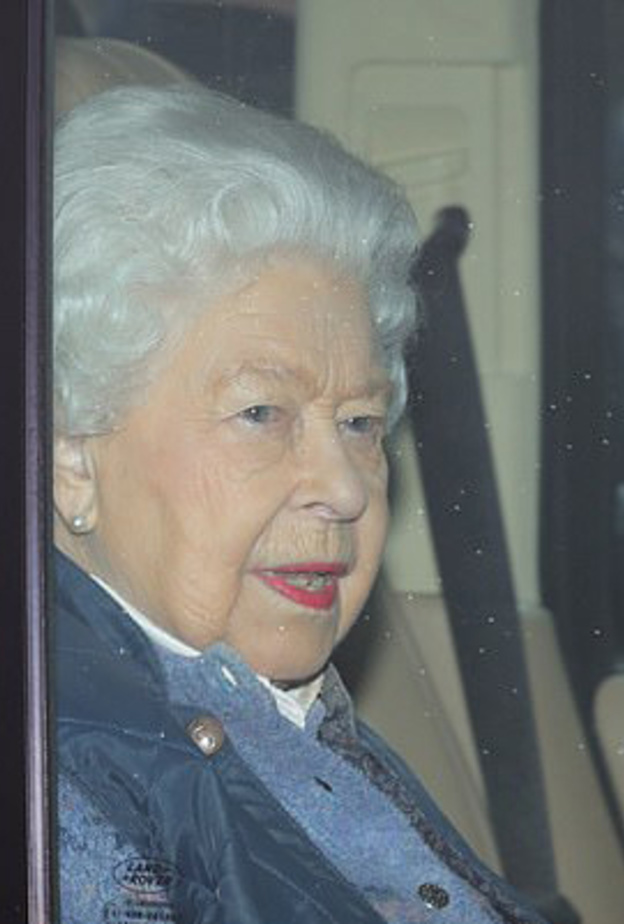 إصابة أحد مساعدي ملكة بريطانيا بعدوى كورونا