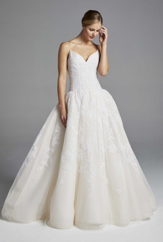 فساتين زفاف بسيطة ball gown