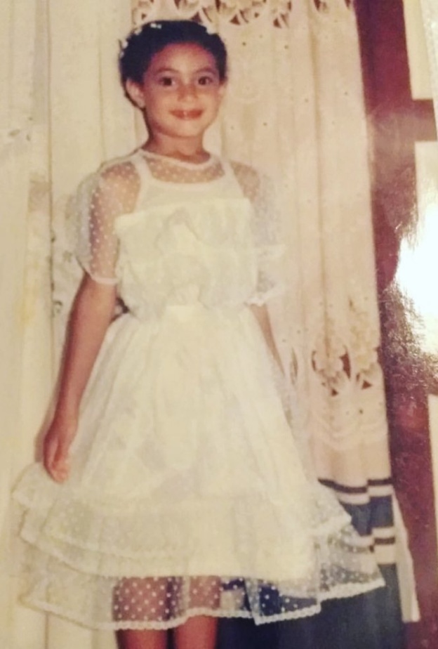 تفاعلت هند صبري مع متابعيها من خلال نشرها صورة لها من طفولتها