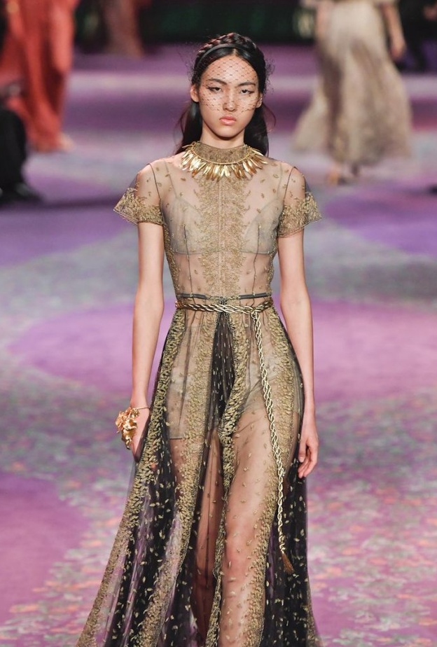 موديلات فساتين خطوبة من رامي قاضي