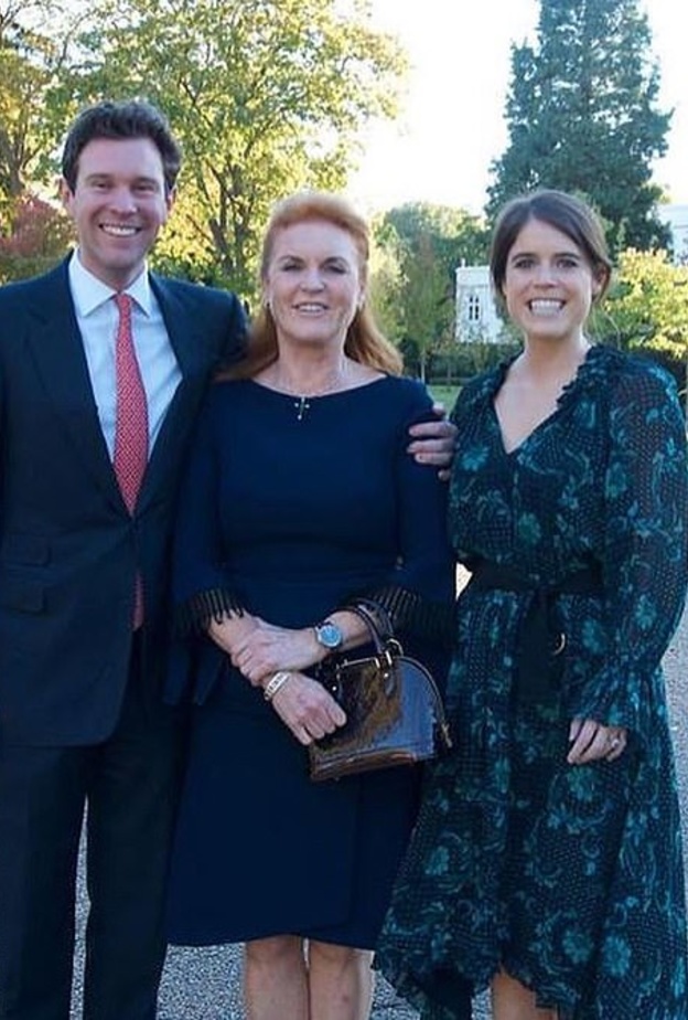 سارة فيرغسون والأميرة يوجين 