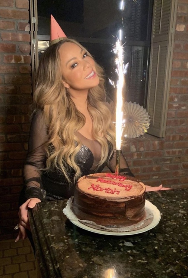 احتفلت ماريا كاري بعيد ميلادها برفقة عائلتها في المنزل