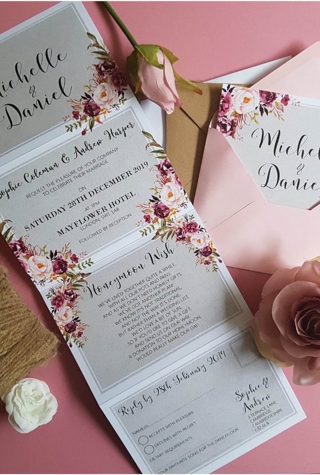  حفل زفاف مستوحى من حديقة جميلة تزينها الورود الملونة