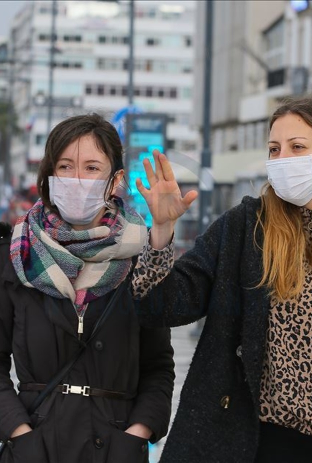  ارتداء الكمامة في الأماكن العامة يقي من فيروس كورونا