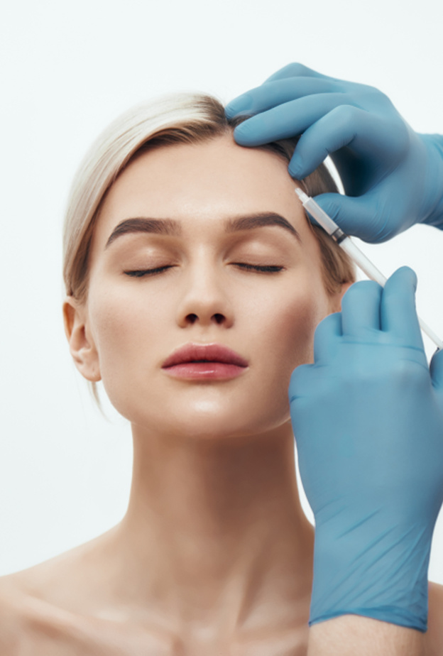  تخلصي من التجاعيد وترهلات الجبهة من خلال عملية رفع الجبهة