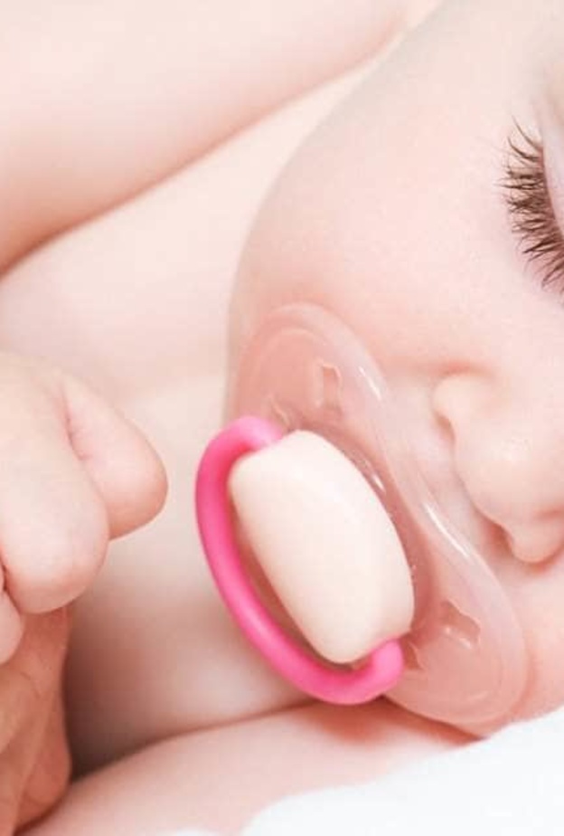 اعراض الفتق الاربي عند الرضع البنات