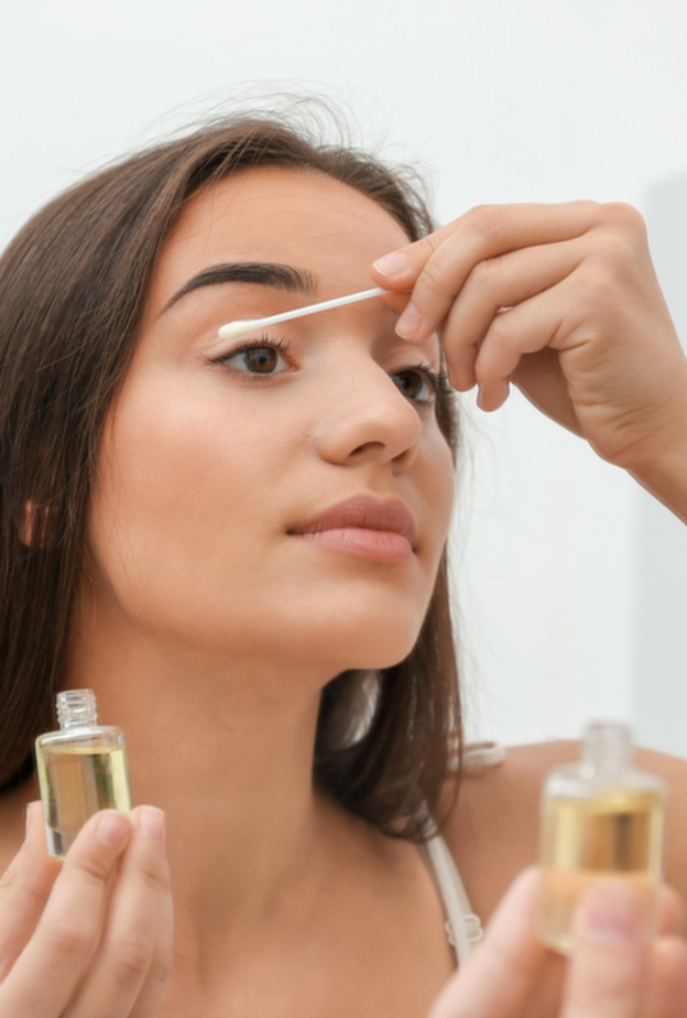  تمتعي برموش جميلة باتباع هذه الوصفات