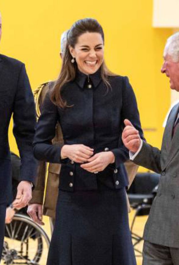 الأمير تشارلز مع كيت ميدلتون والأمير وليام