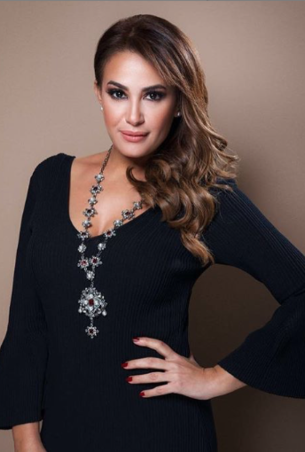 فساتين هند صبري