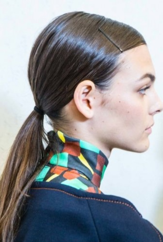 تسريحات شعر ذيل الحصان لإطلالة مريحة في الحجر المنزلي 2020